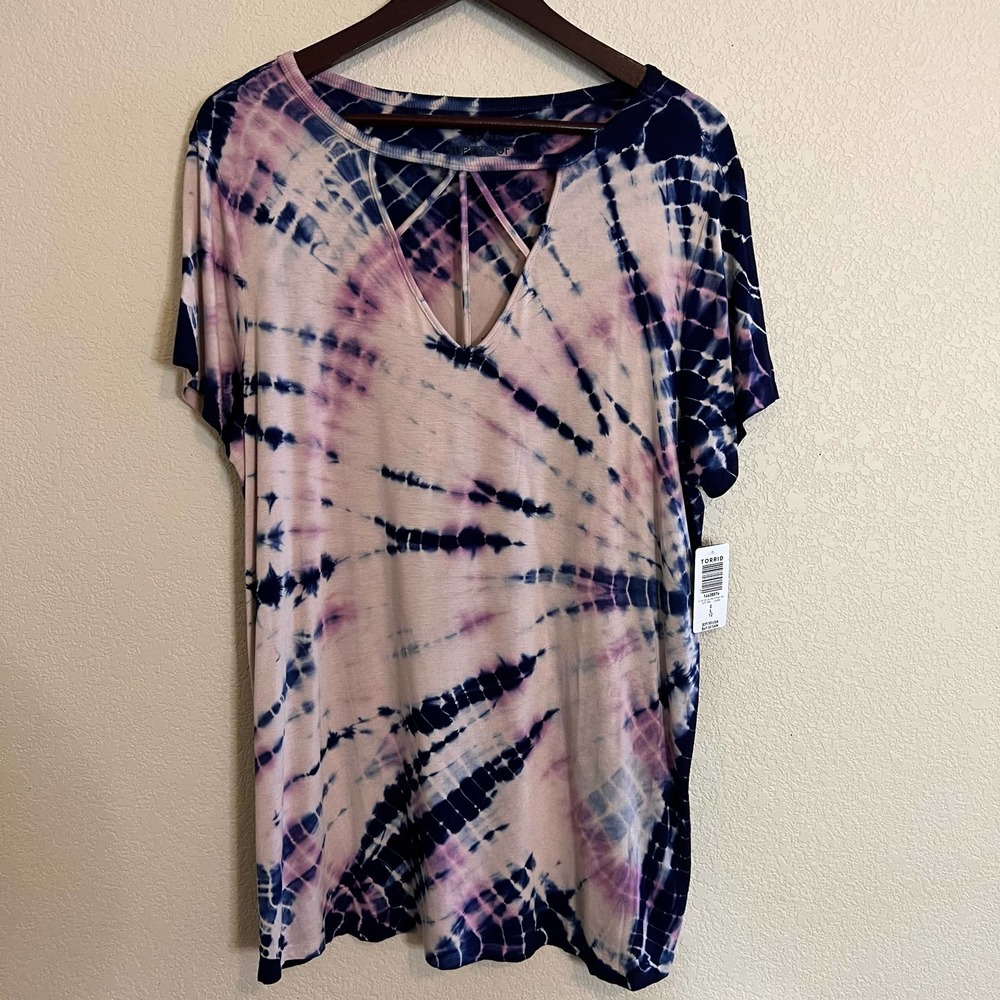 Torrid Tie Dye Super Soft Strap Tee Size Large NWT
